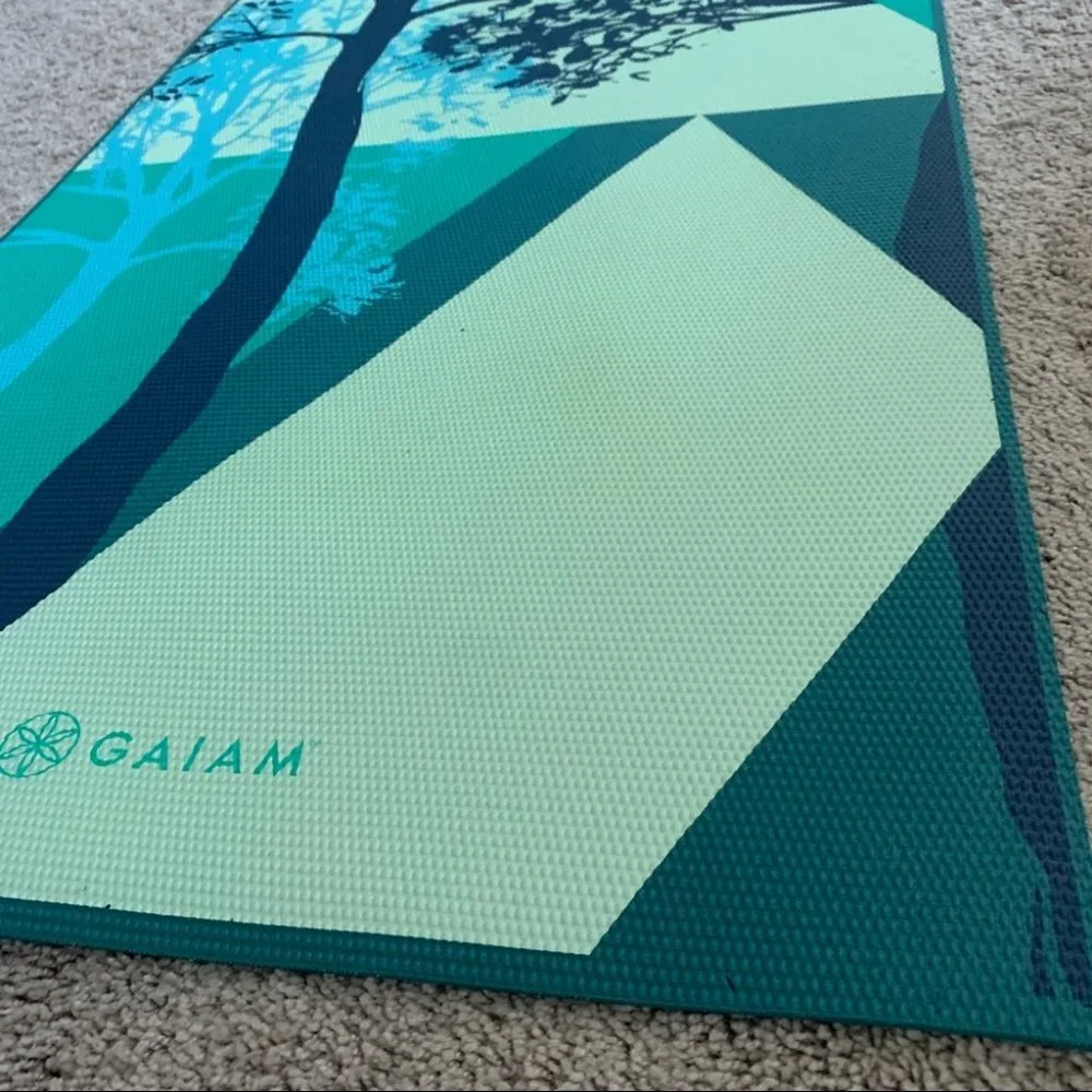 Rare color Gaiam Premium Yoga Mat Green Double Sided Tree floral thick‎